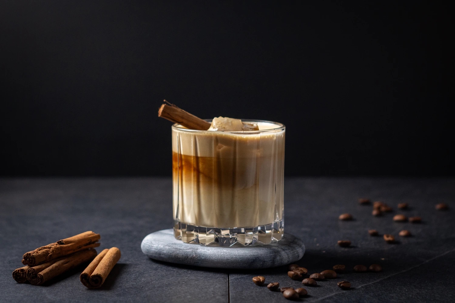 Cocktail Gin Espresso Cinnamon Chai