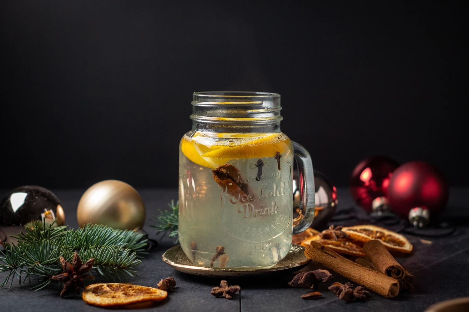 Cocktail Hot Gin Toddy