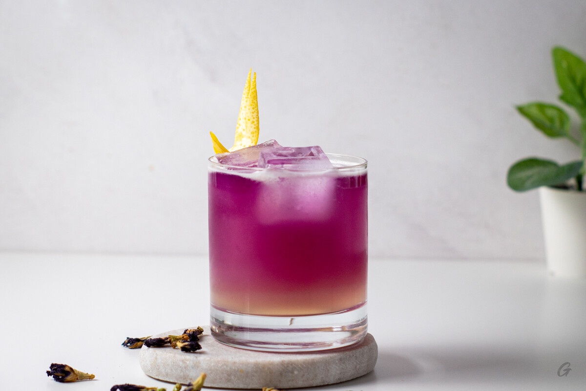 Cocktail Butterfly Bee's Knee's